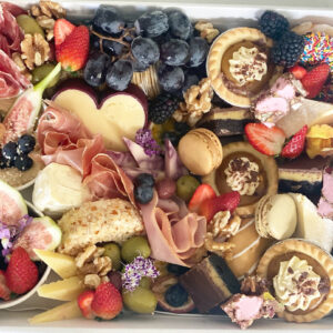 Cheese & Dessert Box